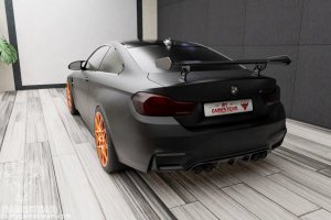 Мод «BMW M4 GTS 2016» для Farming Simulator 2019 3